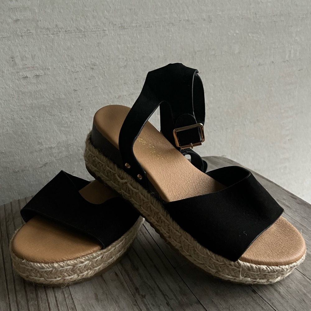 Black Espadrille Sandals Women’s Size 5.5